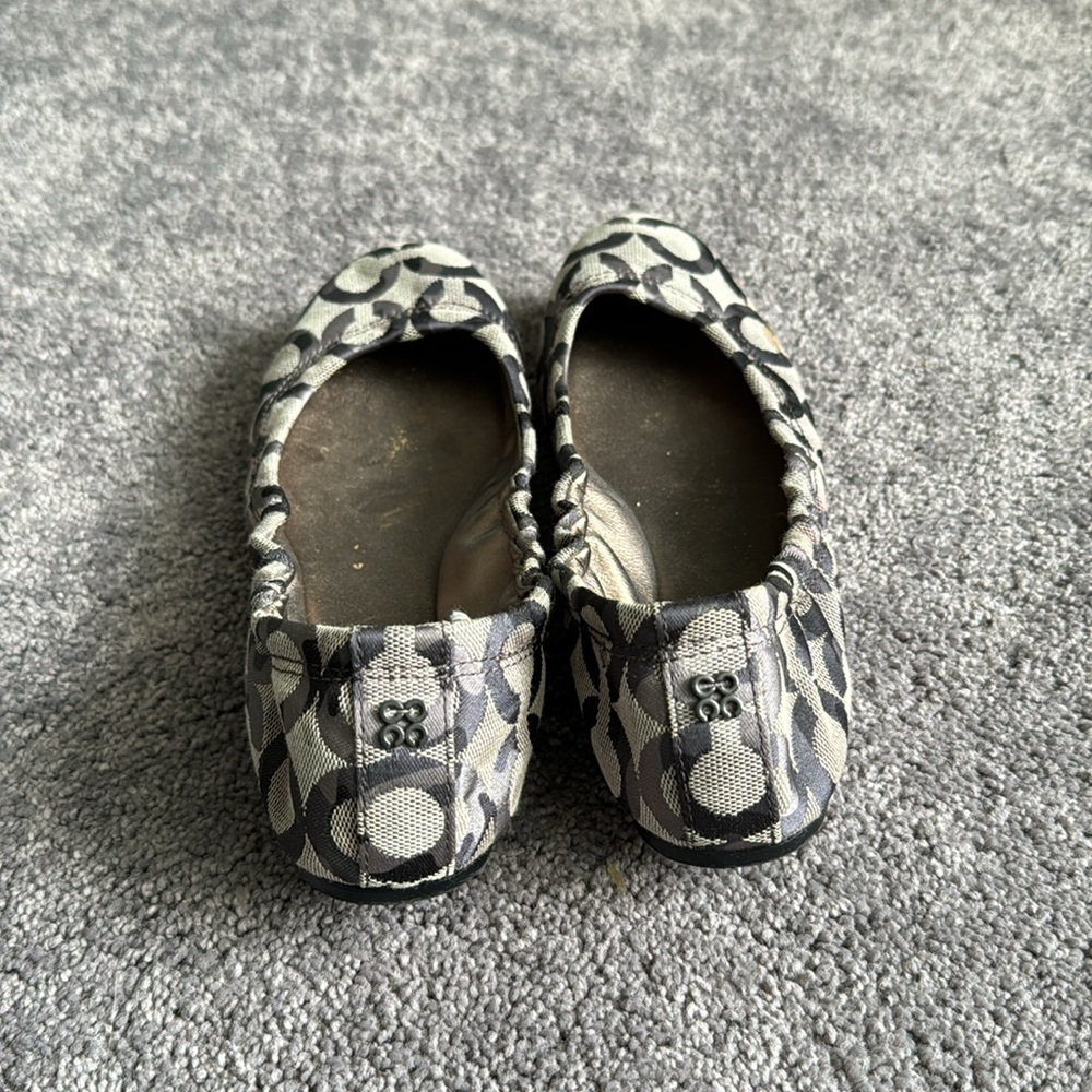 Grey Coach Pattern Flats - Picture 5 of 5